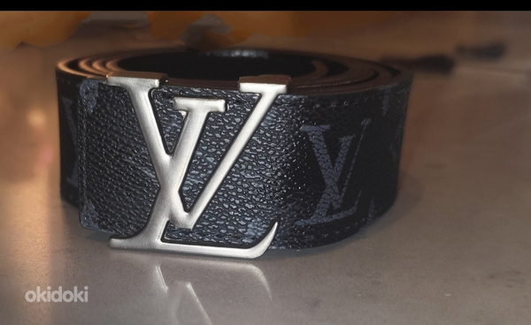 Louis vuitton belt
