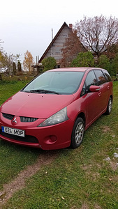 Mitsubishi Grandis (1 foto / 14)