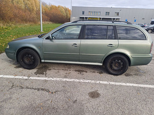 Skoda Octavia (3 фото из 9)