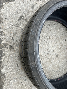 Suverehvid R20 ZR 235/30 (4 foto / 6)