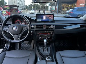 BMW e90 2.0 automaatkäigukast (7 foto / 13)