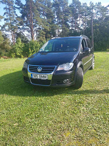 Volkswagen cross touran (2 foto / 8)