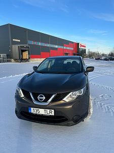 Nissan Qashqai 2015 1.6 120kw (2 foto / 9)