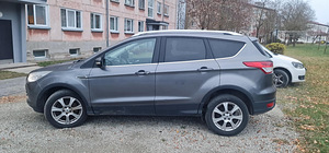 Ford Kuga (8 фото из 8)