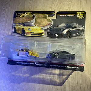 Hot Wheels PREMIUM 2 Pack Target Exclusive (2 foto / 4)
