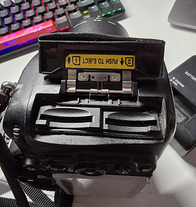 Nikon D7000 (7 foto / 9)