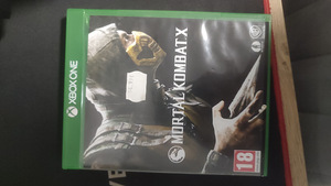 Xbox one mortal Kombat x (1 foto / 2)