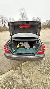 Продам Mercedes Benz E220 (12 фото из 13)