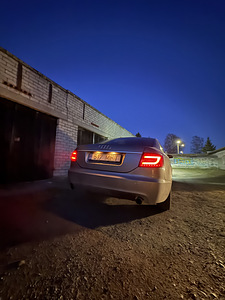 Audi A6 C6 3.2fsi quattro (9 foto / 10)
