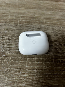 AirPods 3 поколения (2 фото из 3)
