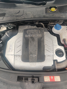 Audi A6C6 quattro 3.0 TDI 2005 (10 foto / 12)