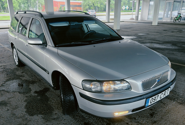 Volvo V70