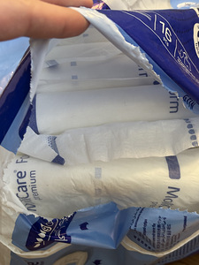 Molicare Sünnitusjärgsed püksid + sidemed/mähkmed (2 foto / 3)