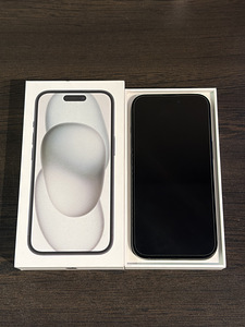 Apple iPhone 15 256Gb (4 foto / 4)