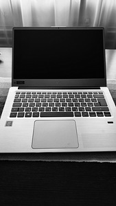 Ultrabook Acer Swift 3 SF314-54 (1 foto / 4)