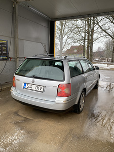 VW Passat 1.9 96kw 2005 (3 foto / 6)