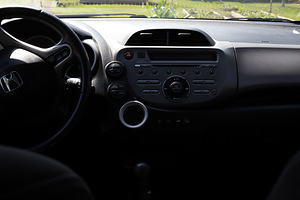 Honda Jazz, 1.4 73kW, bensiin, manuaal, 08/2009 (7 foto / 15)