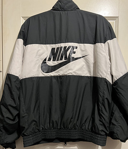 Мужская куртка Nike (1 фото из 2)