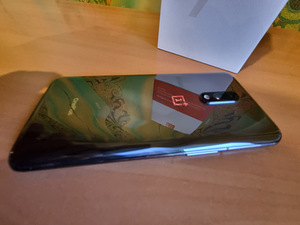 Oneplus 7 6gb ram + 128gb (2 foto / 5)
