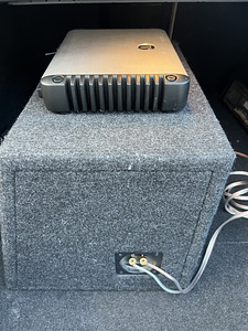 Müüa JL subwoofer + võim (5 foto / 8)