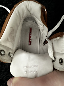 Prada originaalsed laste tossud (3 foto / 5)