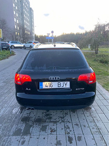 AUDI A4 AVANT 2.0 TDI 2006 (3 foto / 5)