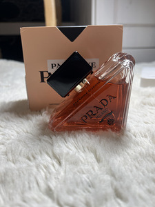 Prada paradoxe intense parfüümvesi naistele 90ml (2 foto / 4)