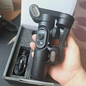 Parima hinnaga UUS Smart XE stabilisaator! Aku kestab 10h! (1 foto / 2)