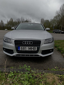 Audi a4 2011 1.88/88kw (8 foto / 9)