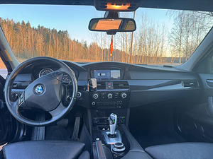 BMW 530d 173kw (5 foto / 8)