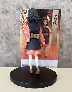 Makomo Demon Slayer figuur (2 foto / 3)