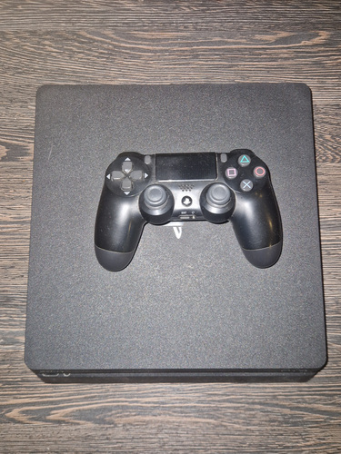 Müüa ps4 1tb