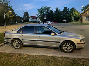 Volvo S80 2,4D 120kw (2003a) (1 foto / 5)