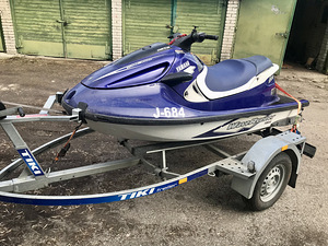 Yamaha waverunner 1200 (4 фото из 5)