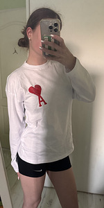 Ami Paris long sleeve (1 foto / 4)