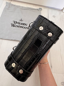 Vivienne Westwood kott (4 foto / 8)