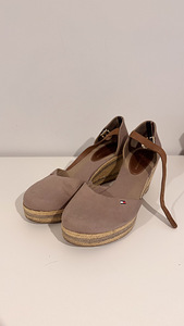 Canvas espadrill kiilkontsaga sandaalid/ эспадрильи tommy hilfiger (2 foto / 9)