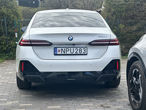 BMW 520d g60 M pakett (4 foto / 14)