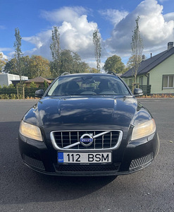 Volvo v70 2012 aasta (3 foto / 9)
