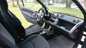 Smart Fortwo 2011, 77690 km, poolautom, bensiin, TÜV 11/2025 (11 foto / 14)
