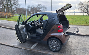 Smart Fortwo 2011, 77690 km, poolautom, bensiin, TÜV 11/2025 (6 foto / 14)