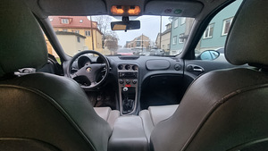 Alfa Romeo 156 SPORTWAGON 1.6 Twin Spark (8 foto / 10)