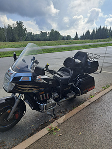 Honda GoldWing 1200gl (6 foto / 9)