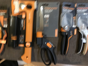 Ножи Fiskars (4 фото из 7)