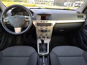 Opel Astra 1.4l 2007 (5 foto / 8)