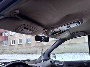 Chrysler Voyager (14 фото из 15)
