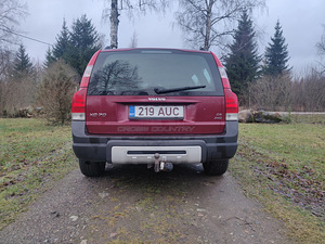 Volvo XC70 (4 фото из 13)