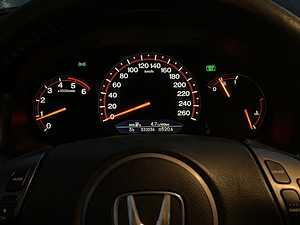 Honda Accord 2.2 103kW (5 foto / 8)