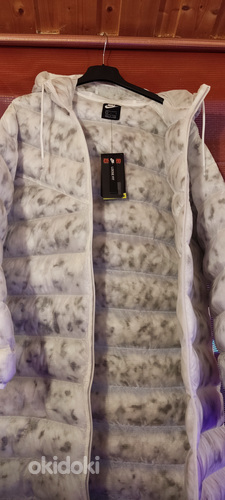 Белое пальто Nike мраморное L (фото #3)