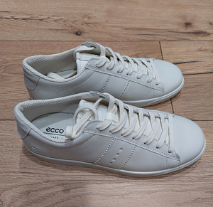 Низкие кеды Ecco (2 фото из 4)